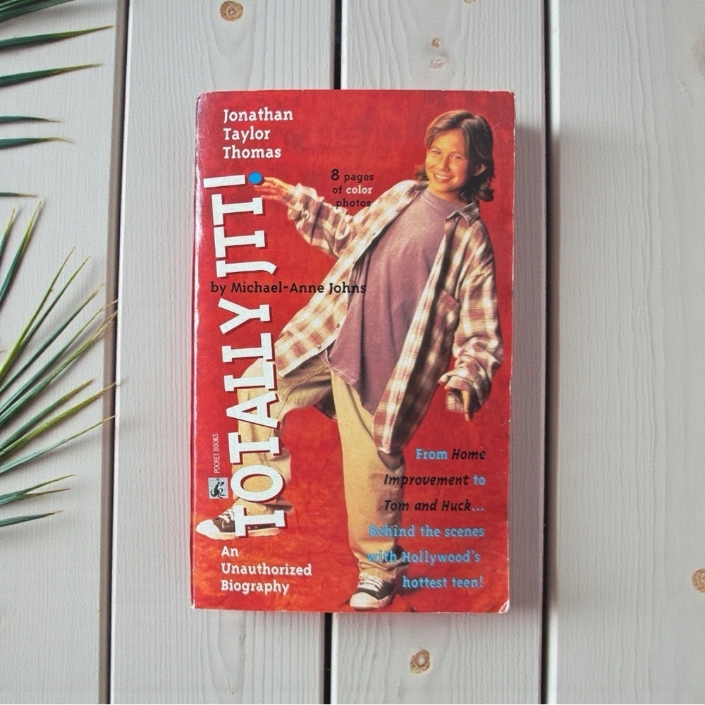 Jonathan Taylor Thomas – Totally JTT! – 1996 Unauthorized Biography – Paperback
